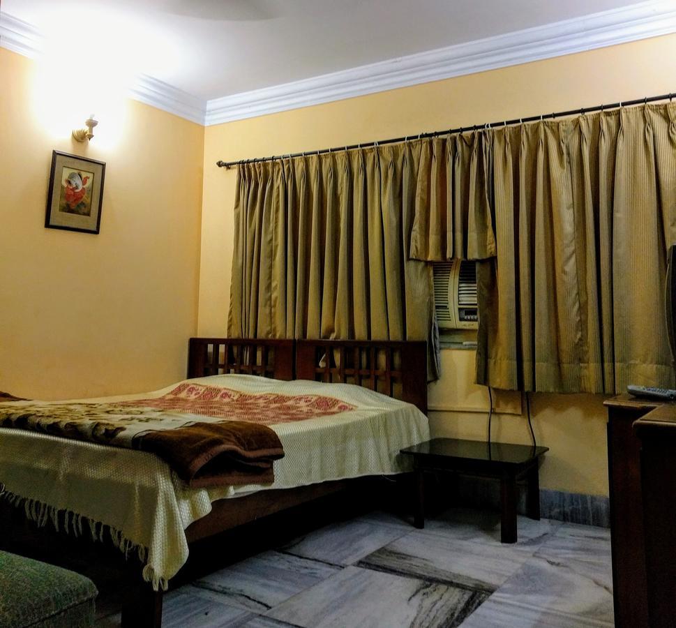כלכותה Ashray Guesthouse מראה חיצוני תמונה