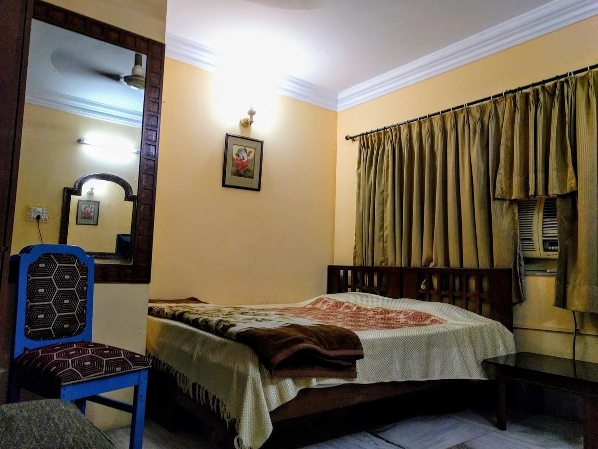 כלכותה Ashray Guesthouse מראה חיצוני תמונה